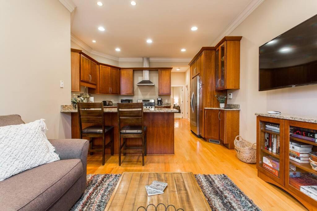The Wrigleyville Vip-200 Steps From Wrigley Field Chicago Bagian luar foto